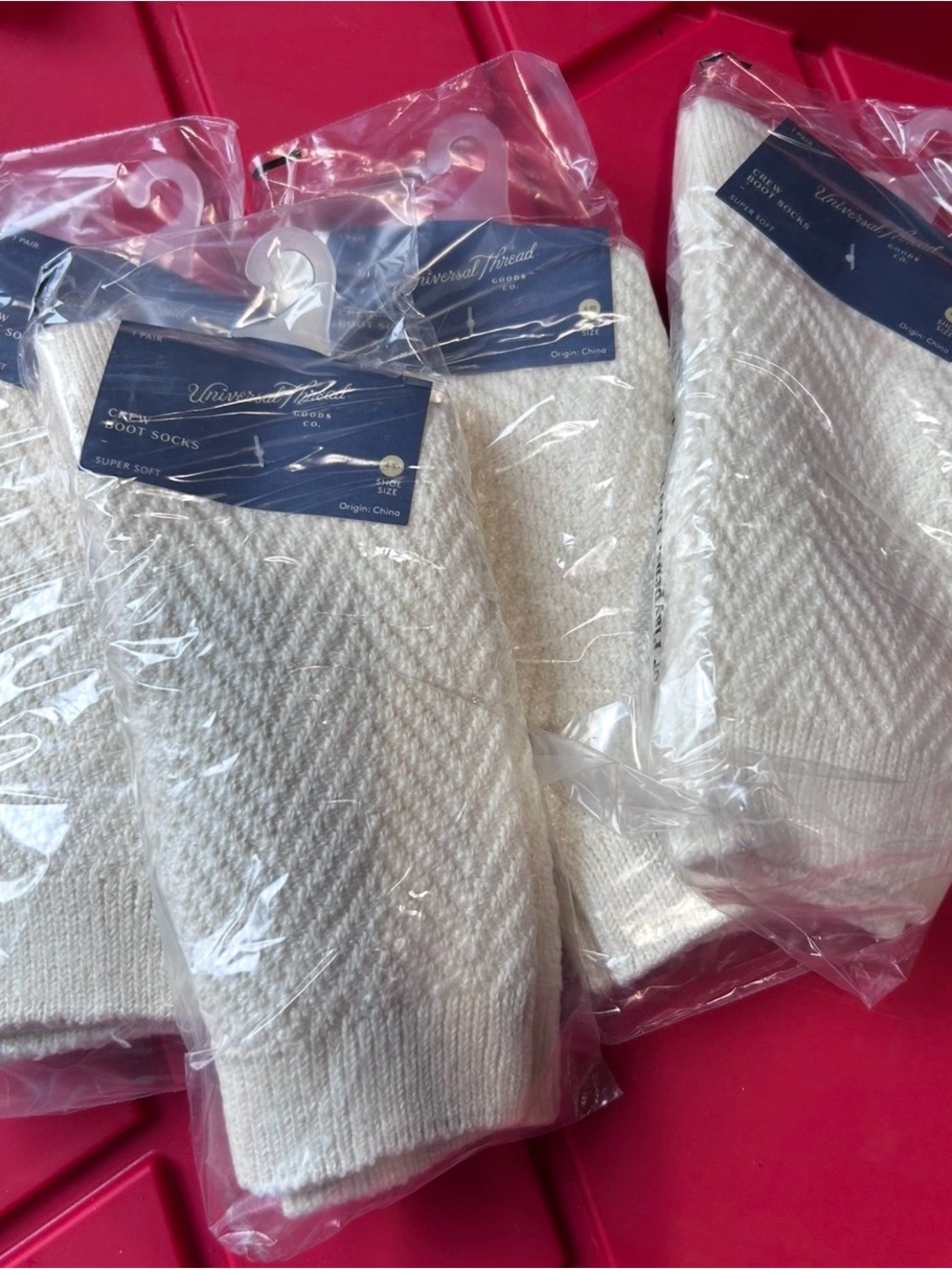Universal Thread White Crew Socks - 4 Pack Classic Crew